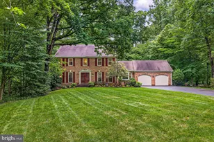 6042 Makely Dr, Fairfax Station, VA 22039 - Photo 1