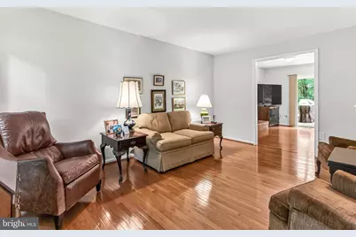 6042 Makely Drive, Fairfax Station, VA 22039 - Photo 5