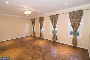 222 Apple Blossom Ct, Vienna, VA 22181 - Photo 7