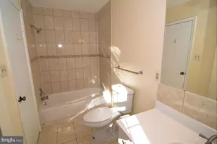 222 Apple Blossom Ct, Vienna, VA 22181 - Photo 19