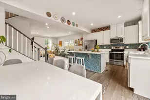 4566 Joseph Bristow Ln, Annandale, VA 22003 - Photo 3