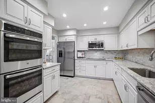 7337 Lewinsville Park Ct, McLean, VA 22101 - Photo 11