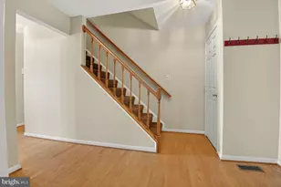 5724 Flagler Dr, Centreville, VA 20120 - Photo 5