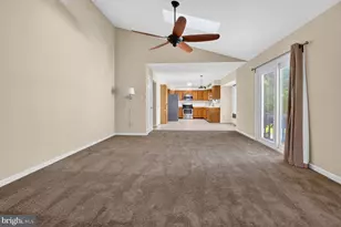 5724 Flagler Dr, Centreville, VA 20120 - Photo 11