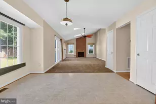 5724 Flagler Dr, Centreville, VA 20120 - Photo 9