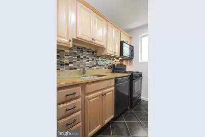 2833 Kalmia Lee Court #302, Falls Church, VA 22042 - Photo 7