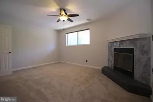2833 Kalmia Lee Ct, Falls Church, VA 22042 - Photo 15