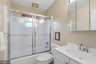 9385 Saddlemount Ct, Springfield, VA 22153 - Photo 29