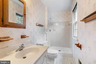 4084 Braxton Rd, Chantilly, VA 20151 - Photo 23