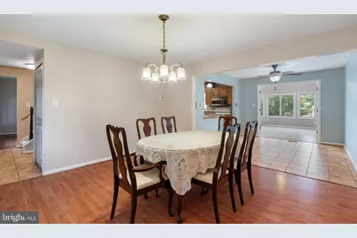 4084 Braxton Road, Chantilly, VA 20151 - Photo 11