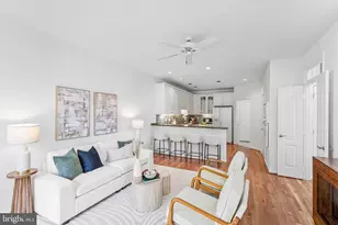 10003 Donal Ln, Vienna, VA 22181 - Photo 13