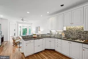 10003 Donal Ln, Vienna, VA 22181 - Photo 17