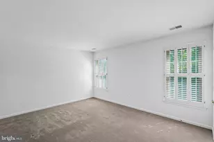 10003 Donal Ln, Vienna, VA 22181 - Photo 29