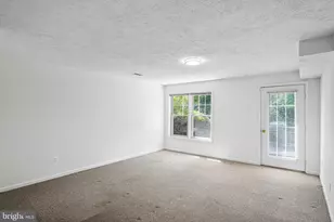 10003 Donal Ln, Vienna, VA 22181 - Photo 39
