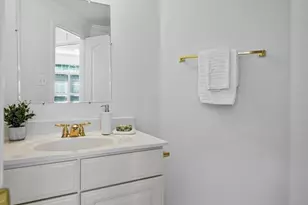 10003 Donal Ln, Vienna, VA 22181 - Photo 25
