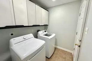 7827 Bold Lion Ln, Alexandria, VA 22315 - Photo 5
