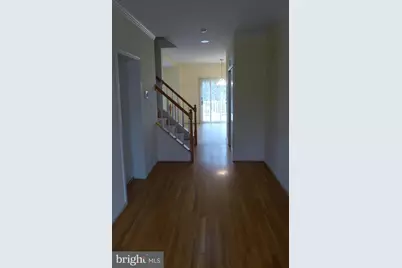 10008 Manor Place, Fairfax, VA 22032 - Photo 5