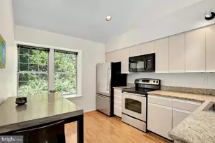 3369 Lakeside View Dr, Falls Church, VA 22041 - Photo 13