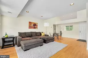 3369 Lakeside View Dr, Falls Church, VA 22041 - Photo 3