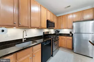 2665 Prosperity Ave, Fairfax, VA 22031 - Photo 11