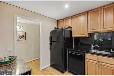7621 Provincial Drive #307, McLean, VA 22102 - Photo 7