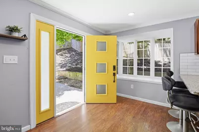 6402 The Parkway, Alexandria, VA 22310 - Photo 9
