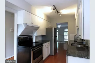 13945 Big Yankee Lane, Centreville, VA 20121 - Photo 5