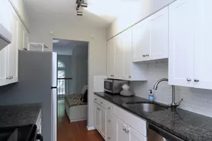 13945 Big Yankee Ln, Centreville, VA 20121 - Photo 7