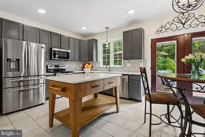 6859 Colonel Taylor Lane, Centreville, VA 20121 - Photo 3