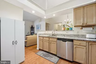 9224 Cardinal Forest Ln, Lorton, VA 22079 - Photo 9