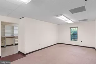 7003 Kilworth Ln, Springfield, VA 22151 - Photo 5