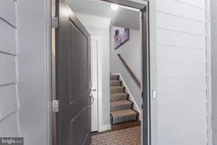 13363 Launders St, Herndon, VA 20171 - Photo 3