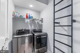 13363 Launders St, Herndon, VA 20171 - Photo 33
