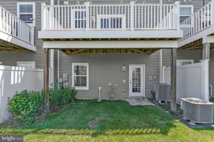 3072 Alan Shepard St, Herndon, VA 20171 - Photo 51