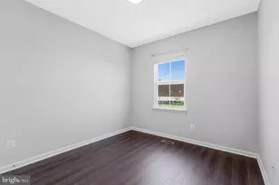 3072 Alan Shepard St, Herndon, VA 20171 - Photo 27