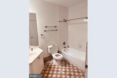2204 Westcourt Lane #113, Herndon, VA 20170 - Photo 9