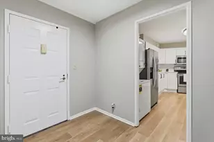5901 Mt Eagle Dr, Alexandria, VA 22303 - Photo 5