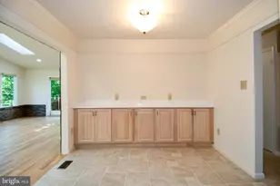11061 Tottenham Ln, Reston, VA 20194 - Photo 23