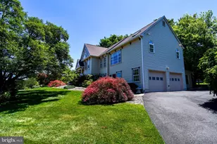 11061 Tottenham Ln, Reston, VA 20194 - Photo 77