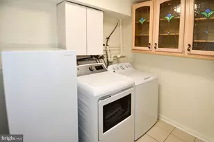 11061 Tottenham Ln, Reston, VA 20194 - Photo 61