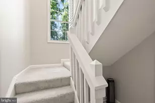 10158 Oakton Terrace Rd, Oakton, VA 22124 - Photo 5
