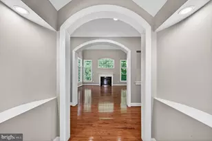11700 Talley Ct, Oakton, VA 22124 - Photo 21