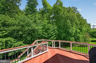 11700 Talley Ct, Oakton, VA 22124 - Photo 5