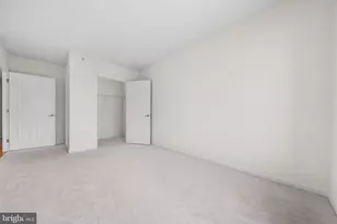 2726 Gallows Rd, Vienna, VA 22180 - Photo 15