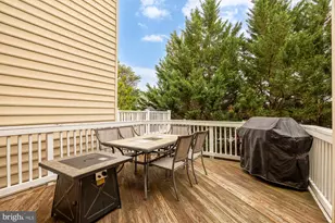 5420 Edsall Ridge Pl, Alexandria, VA 22312 - Photo 9
