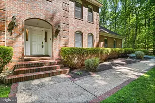 700 Running Brook Dr, Great Falls, VA 22066 - Photo 3
