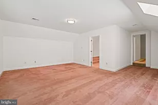 700 Running Brook Dr, Great Falls, VA 22066 - Photo 39