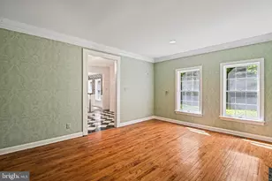 700 Running Brook Dr, Great Falls, VA 22066 - Photo 7