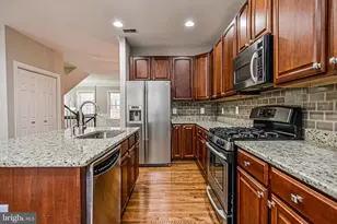 4654 Hummingbird Ln, Fairfax, VA 22033 - Photo 13