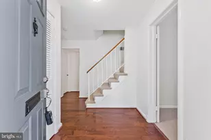 3160 Ravenwood Dr, Falls Church, VA 22044 - Photo 3